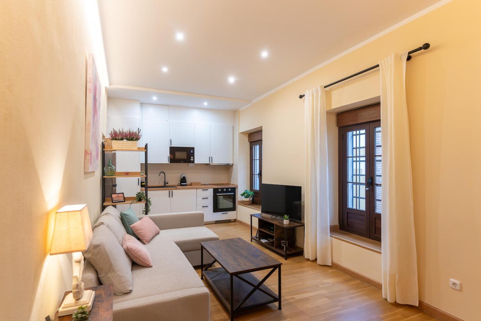 Apartamento Puerta De Cordoba- Exterior Con Balcones Buitenkant foto