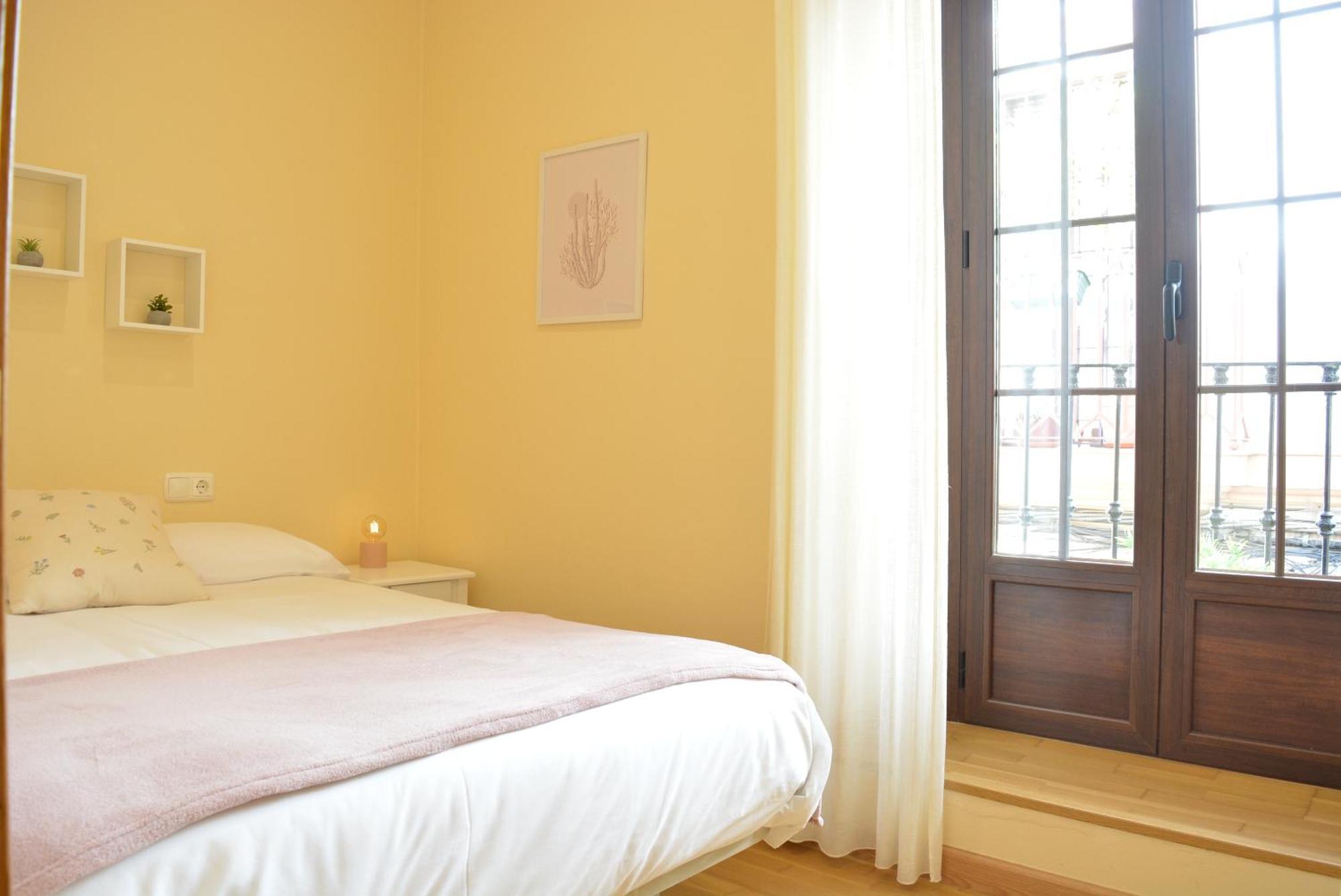 Apartamento Puerta De Cordoba- Exterior Con Balcones Buitenkant foto