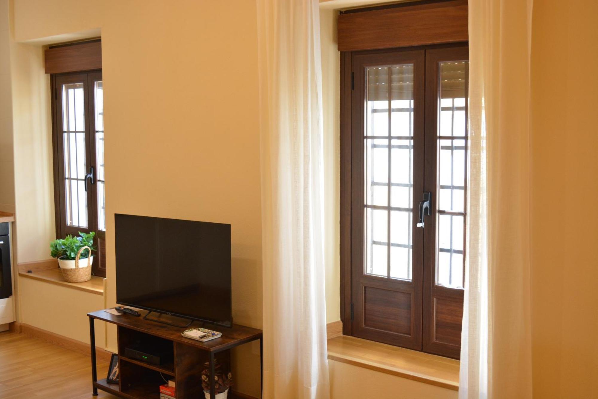 Apartamento Puerta De Cordoba- Exterior Con Balcones Buitenkant foto